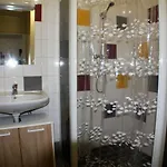 Le Des Curie Apartamento Calais